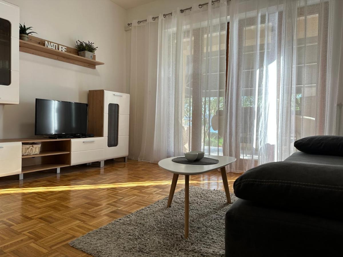 Apartmani Roko Biograd Na Moru Extérieur photo