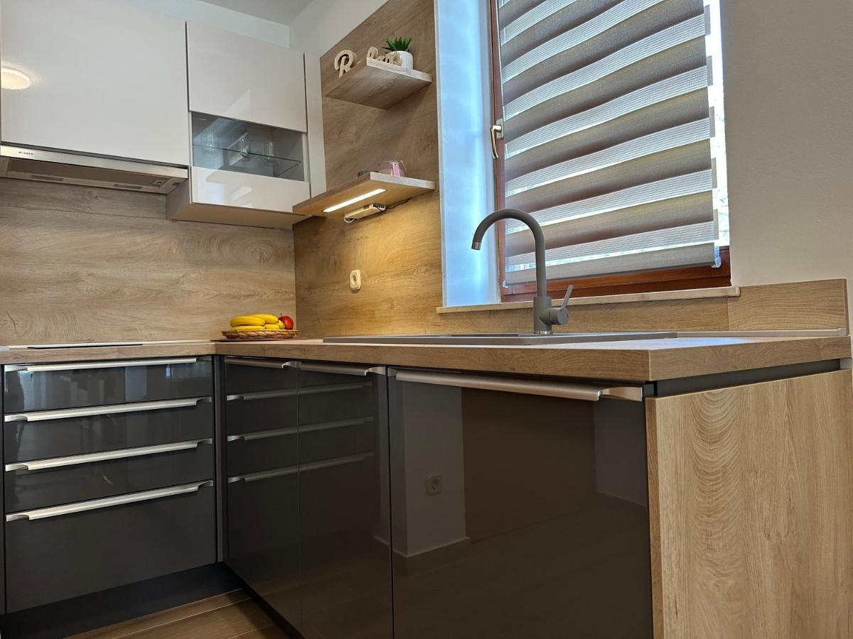 Apartmani Roko Biograd Na Moru Extérieur photo