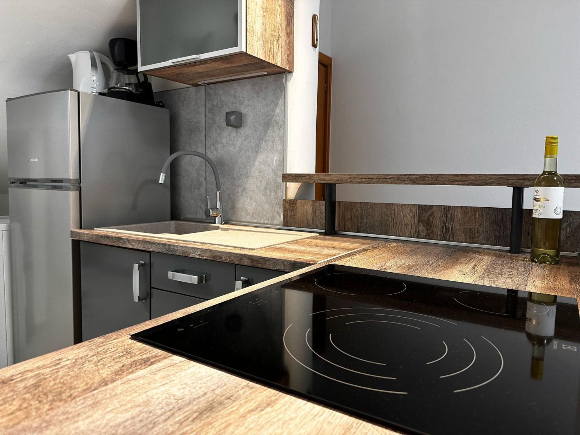 Apartmani Roko Biograd Na Moru Extérieur photo